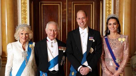 Kralj Charles obiskal Kate na londonski kliniki pred svojim včerajšnjim posegom na prostati, potem ko so ga sprejeli v isto bolnišnico, kjer princesa okreva po operaciji trebuha