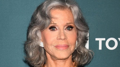 "Imeti veliko denarja in dobre gene": Jane Fonda ima pri 86 letih skrivnost, kako ostaja mlada, in to je najbolj iskrena stvar, kar smo jih kdaj slišali