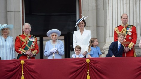 Elizabeta II, George VI, princesa Margaret, princ William... Vsi člani kraljeve družine, ki so v preteklosti skrivali svoje bolezni