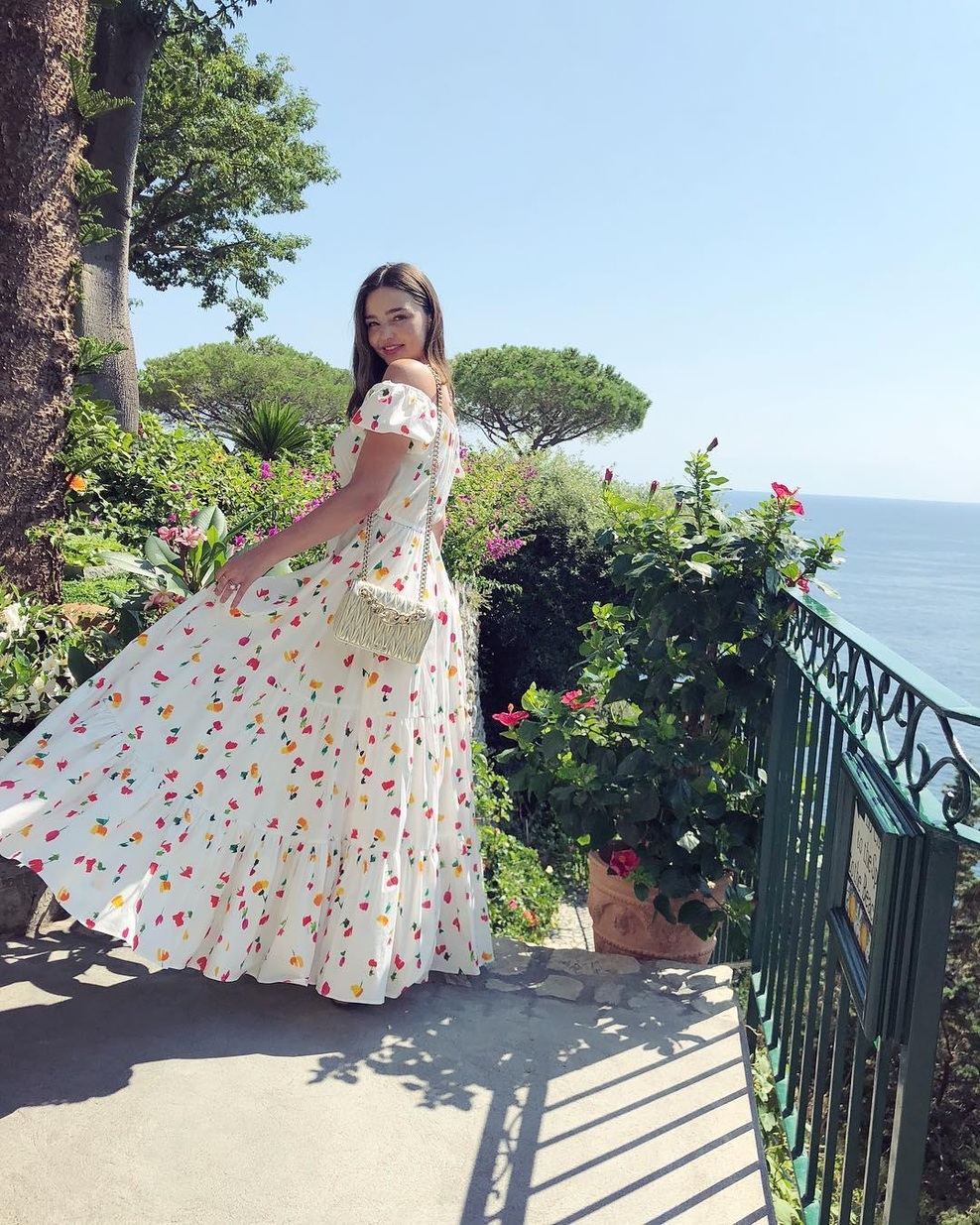 Si lahko predstavljate še kaj boljšega od tega, da lahko delate na svoji postavi, medtem ko uživate v nočnem počitku?  S temi napitki je to mogoče. (foto: Profimedia)