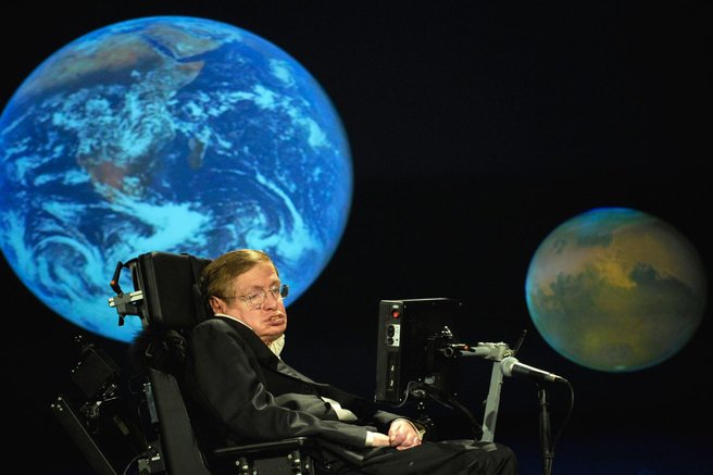 Stephen Hawking napovedal 4 zaskrbljujoče dogodke (en se že uresničuje)
