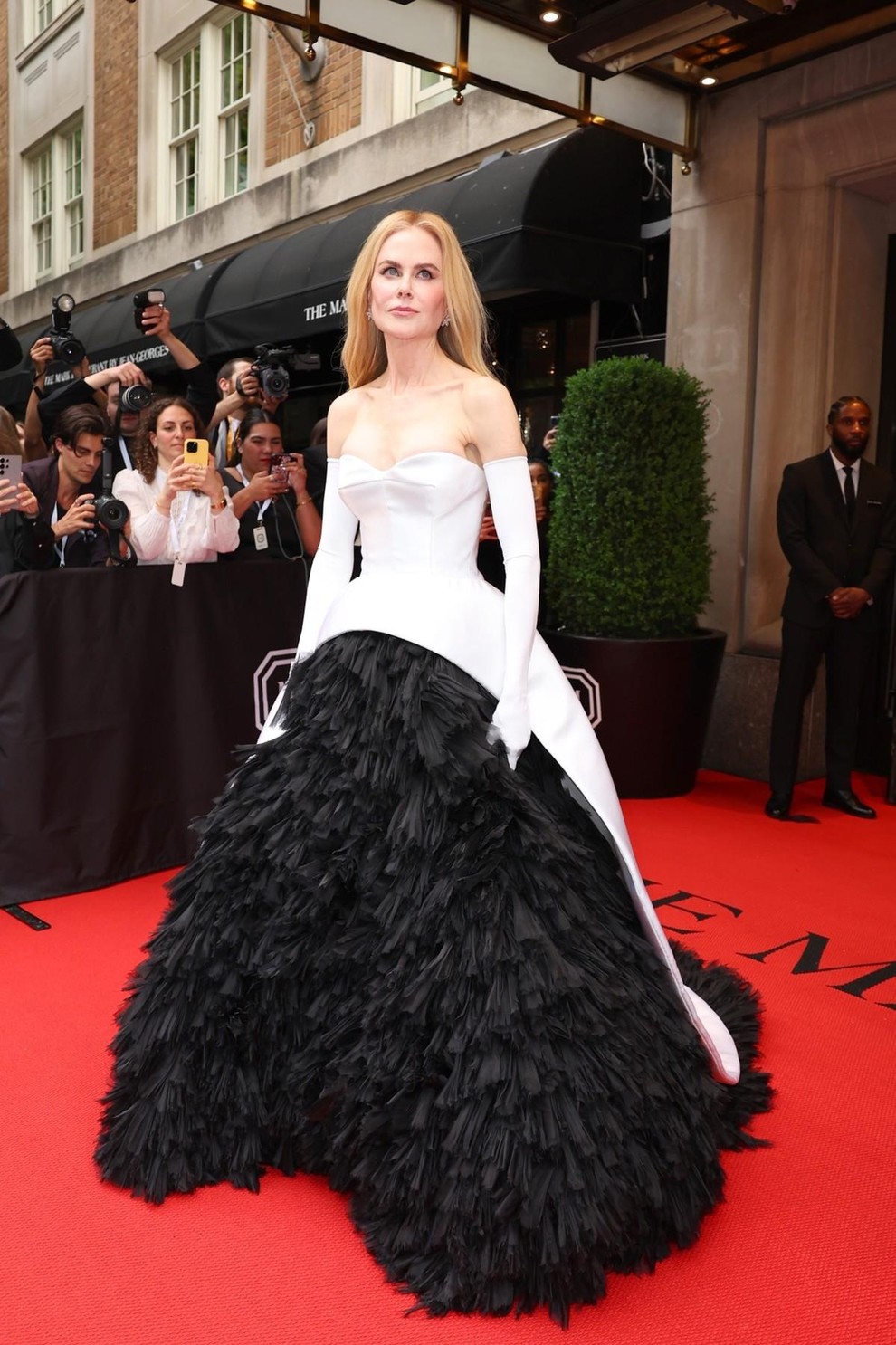 Nicole Kidman v obleki Balenciaga