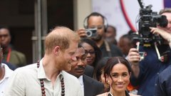 "Harryju se zdi noro, da Megan praktično zavrača čeke": Princ Harry želi, da bi Meghan Markle spet igrala