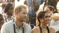 Maščevanje para? Meghan Markle in princ Harry na novih kraljevih portretih