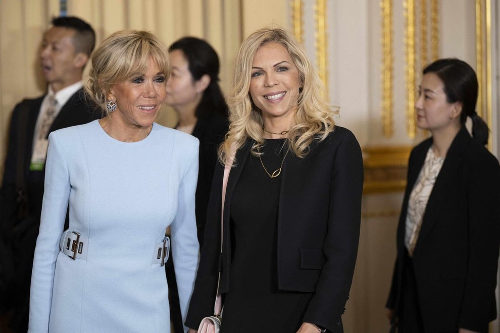 Mati in hči sta si bili zelo blizu in sta si delili številne nežne geste. Brigitte Macron nikoli ne zamudi …