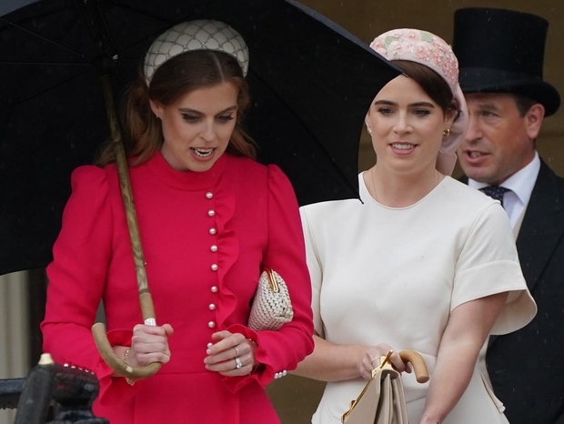 Kraljeva moda je na vrtnih zabavah Buckinghamske palače pogosto v središču pozornosti in tudi zabava ta teden ni bila izjema. …