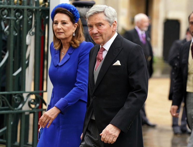 Znotraj 5 milijonov evrov vrednega dvorca staršev Kate Middleton (foto: Profimedia)