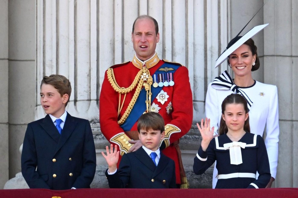 Načrti za monarhijo princa Williama lahko pomenijo, da Charlotte in Louis ne bosta podedovala večjih kraljevih nepremičnin