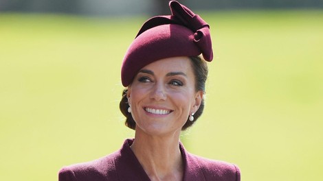 Prekletstvo kraljice Catherine preganja Kate Middleton: Opozorili so jo, naj bo previdna, zdaj pa jo je dohitelo najhujše