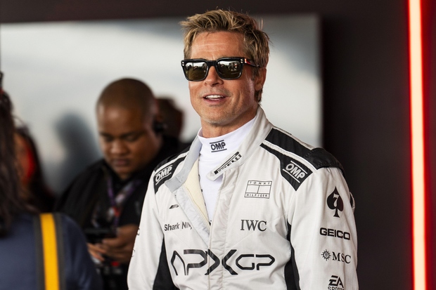 Brad Pitt je pred dnevi v Veliki Britaniji uresničil svoje Formula 1 sanje na Grad Prixu in ob tej priložnosti …