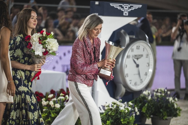 Caroline Monaška je odlična referenca, ko gre za elegantno modo, in zdi se, da sta njeni hčeri podedovali njen talent …