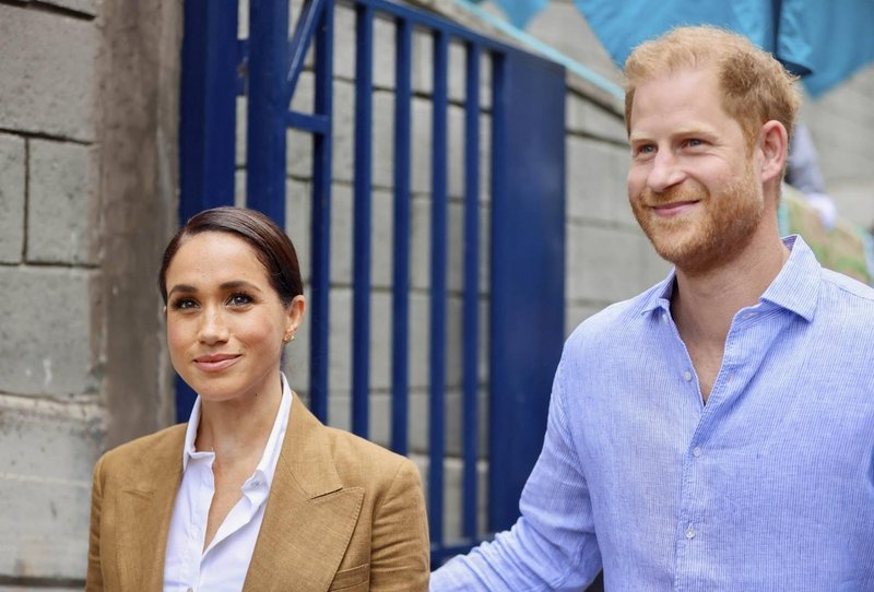 Varnost za obisk Kolumbija Harryja in Meghan je državo stala 1,5 milijona funtov, trdijo lokalna poročila, medtem ko podpredsednico obtožujejo "zapravljanja" javnega denarja (foto: Profimedia)