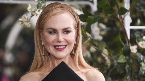 Nicole Kidman rdeča preproga črna obleka