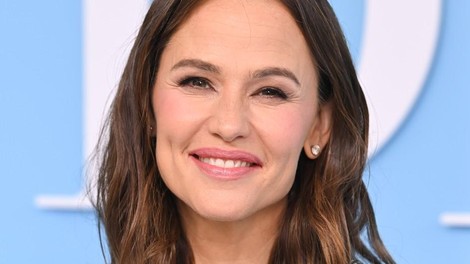 Jennifer Garner Dior plašč