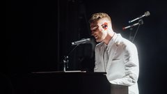Iz revije: Elle osebno z Gregorjem Ravnikom