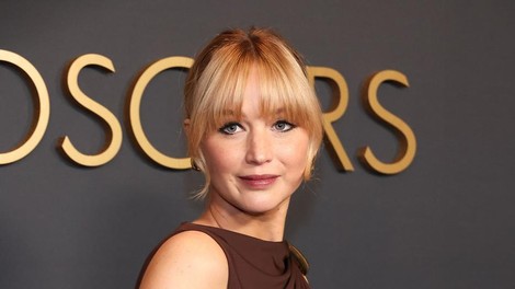 Jennifer Lawrence v obleki Bottega Veneta na čelu zvezd na podelitvi nagrad Governors Awards 2024: To so vse najlepše oblečene zvezdnice