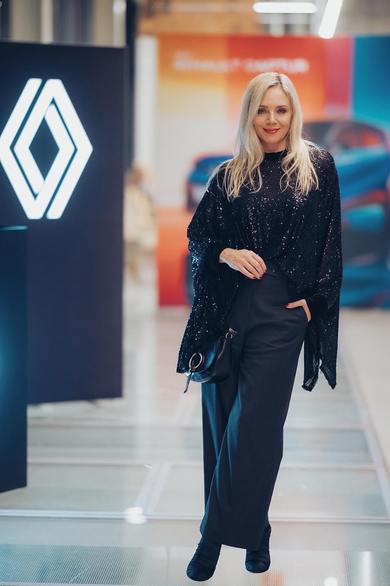VIDEO | Najlepši utrinki s podelitve nagrad Elle Style Awards 2024 in navdihujoče vzdušje največjega modnega dogodka pri nas