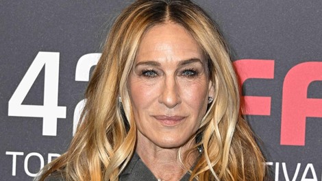 Sarah Jessica Parker Torino siv kostim