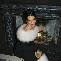 Obleke za zabave: 3 brezčasni modni trendi, ki se jih Francozinje ne morejo naveličati za novoletne zabave