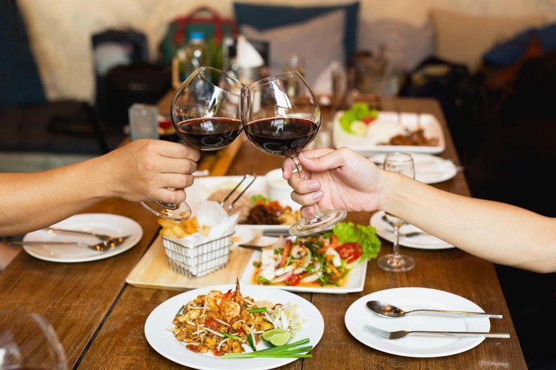 Kaj se zgodi, ko prenehate piti alkohol? Lepša in čistejša koža je le ena od sprememb, ki jih niste pričakovali