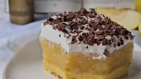 Kolač Jugoslovenka: recept zanj so včasih na pamet znale vse gospodinje, tako pa ga lahko pripravite sami