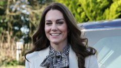 Največkrat nošena obleka Kate Middleton: Princesa že pet let prisega na to Zarino klasično obleko