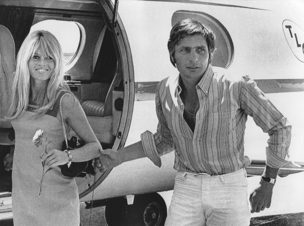 Brigitte Bardot in Gunter Sachs: Francoska šik romantika Brigitte Bardot, ena največjih filmskih in modnih ikon 60-ih let, je s …