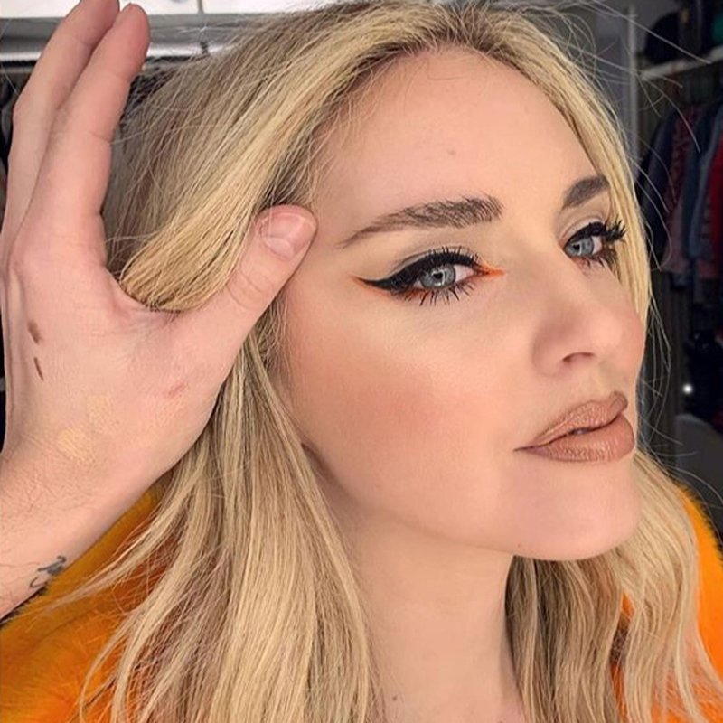 Stari hollywoodski make-up je spet v trendu: 8 nasvetov, kako doseči ta glamurozni videz