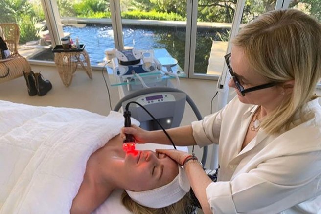 Dermatologi razkrivajo, kako pogosto je v resnici potrebno globinsko čiščenje obraza