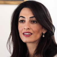 Od Dua Lipe do Amal Clooney: Katera slavna oseba je vaš modni dvojnik?