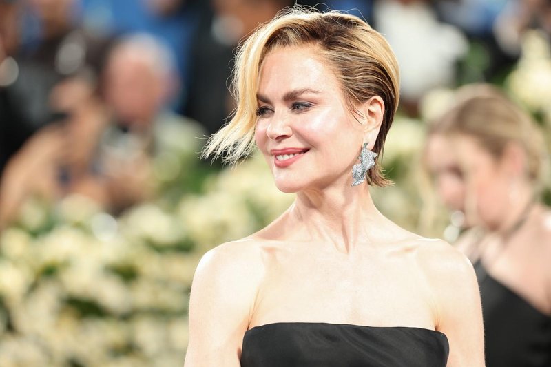 Nicole Kidman met gala pixie pričeska piksi frizura