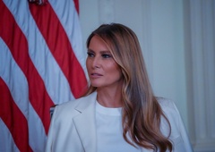 Vsi so gledali samo njo: Melania Trump v opravi, ki je osupnila svetovno javnost