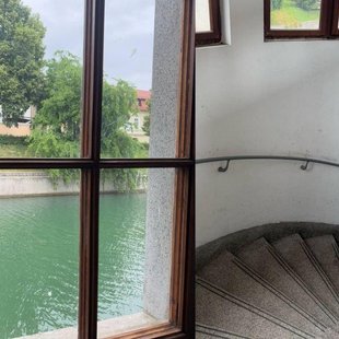 Plečnikova trznica arkade