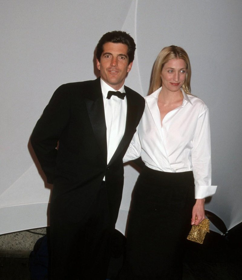 Najbolj šik par 90. let se vrača v seriji American Love Story: JFK Jr. in Carolyn Bessette-Kennedy