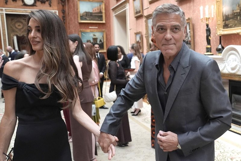 Amal Clooney George Clooney kralj Karel III.