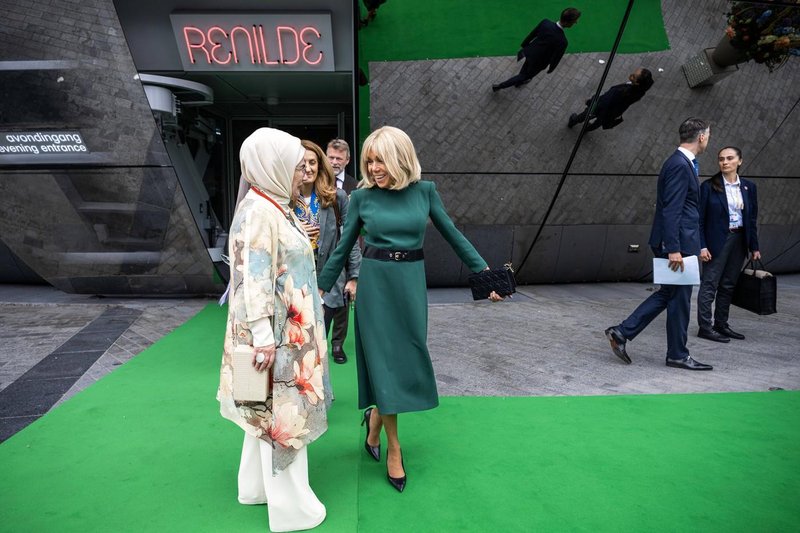 Brigitte Macron Nato