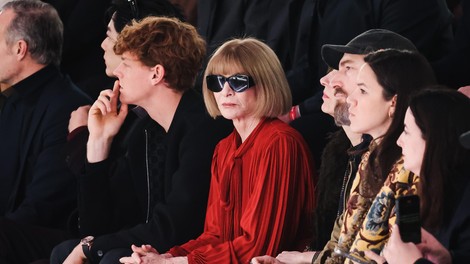 Anna Wintour po 37 letih zapušča položaj glavne in odgovorne urednice revije Vogue