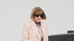 Anna Wintour po 37 letih zapušča položaj glavne in odgovorne urednice revije Vogue