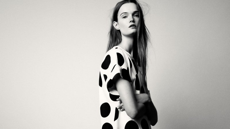 Ste že ujeli Inditex poletno razprodajo? Te so v polnem razmahu! (Zara, Oysho, Zara Home, Stradivarius, Massimo Dutti, Bershka in Pull & Bear tudi do - 50 % in več)