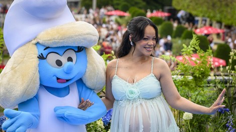 Rihanna pevka premiera Smrkci