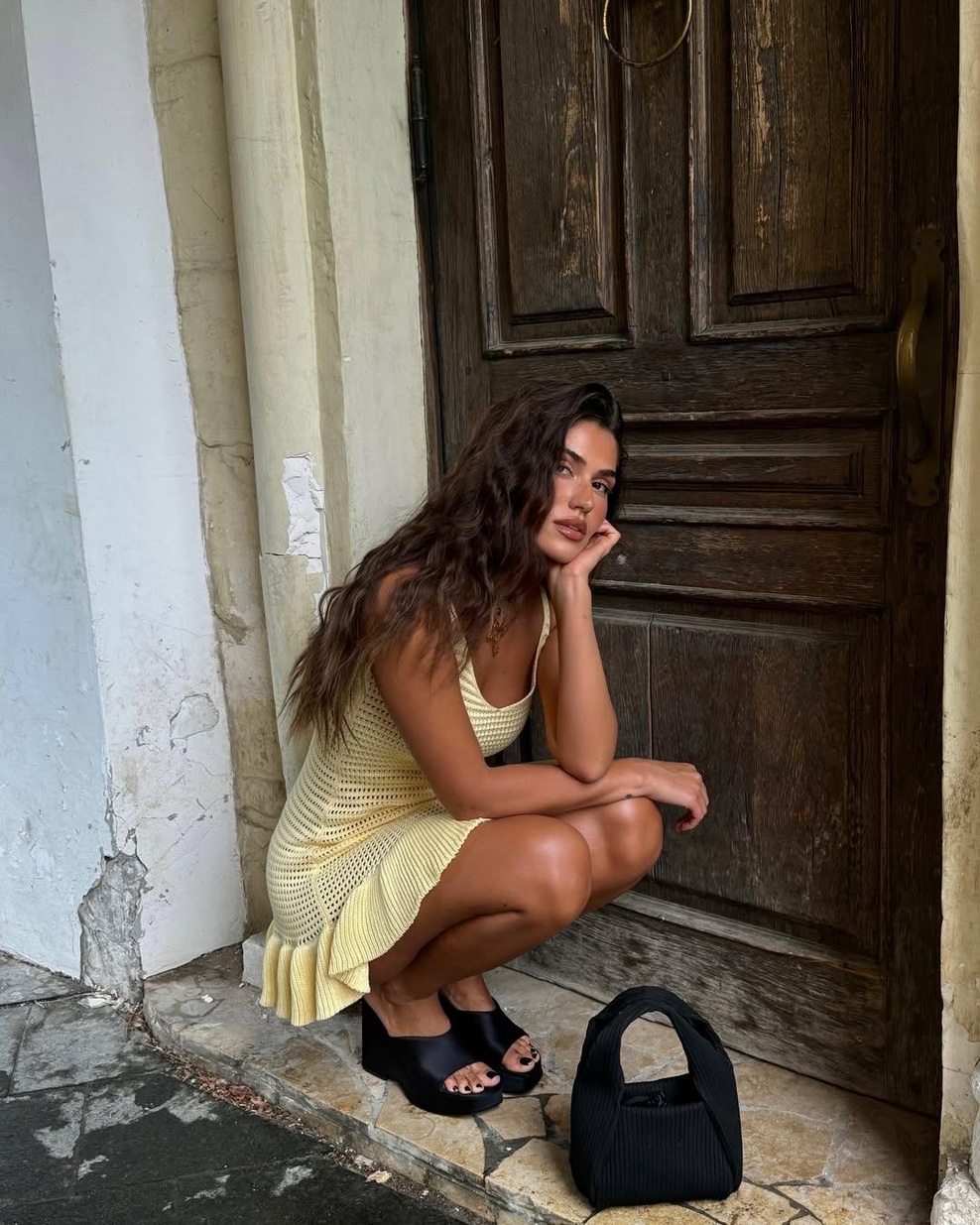 Masleno rumena za vsako priložnost: Najboljše kombinacije, ki smo jih našli na Instagramu (foto: Instagram/@nikkkkes)