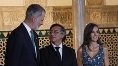 Španska kraljica Letizia obleka