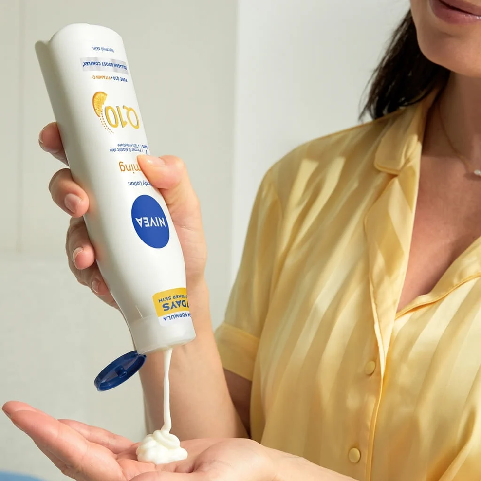 Kako postati šepetalka svoji koži? To so majhne navade, s katerimi ji boste znale prisluhniti (kot to počne Katarina Benček) (foto: NIVEA)