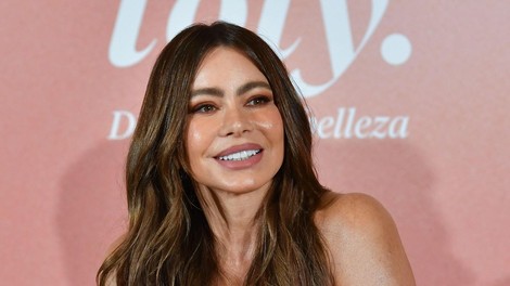 Sofia Vergara sandali z visoko peto čevlji