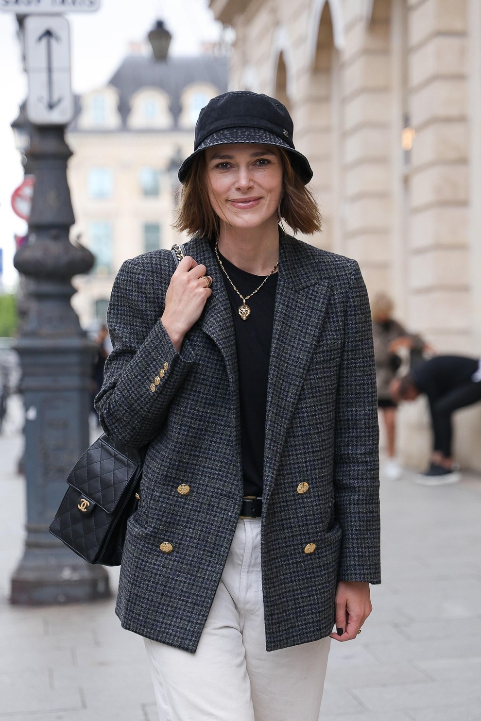 Britanska igralka Keira Knightley je bila v preteklih dneh na pariških ulicah ujeta v dveh šik stajlingih, ki so izžarevali …