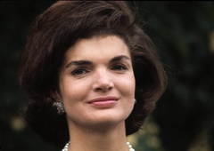 Krvava obleka Jackie Kennedy, iz katere se ni želela preobleči: "Želim, da ljudje vidijo posledice"