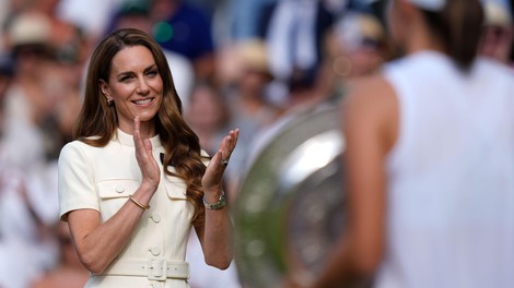 Modni ikoni Wimbledona: Princesa Kate s svojimi kombinacijami nikoli ne razočara, navdušila pa tudi princesa Charlotte