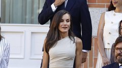 španska kraljica Letizia poletna obutev čevlji 2025