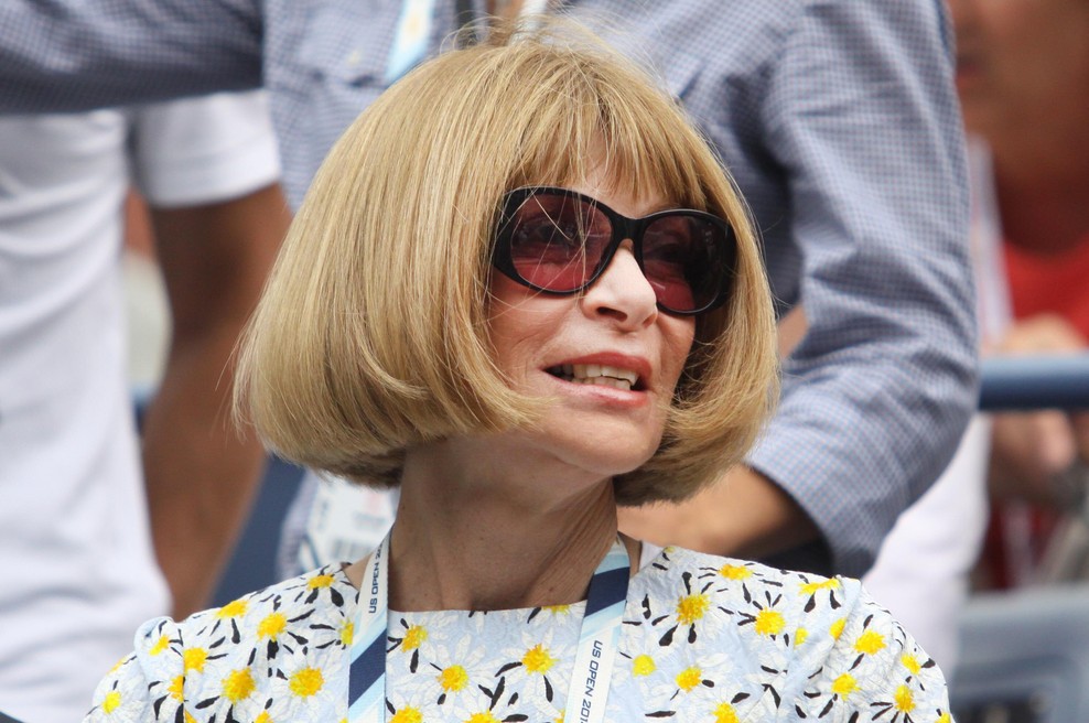 Anna Wintour že 30 let nosi te vsestranske sandale, narejene posebej zanjo – le enkrat so doživeli "prenovo" (foto: Profimedia)