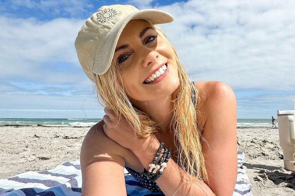 Ko se je vrnila iz jutranjega kopanja, je mož na njenem obrazu opazil nekaj nenavadnega: ko sta ugotovila, za kaj gre, sta bila zgrožena (foto: Instagram/@michelleskyhayward)